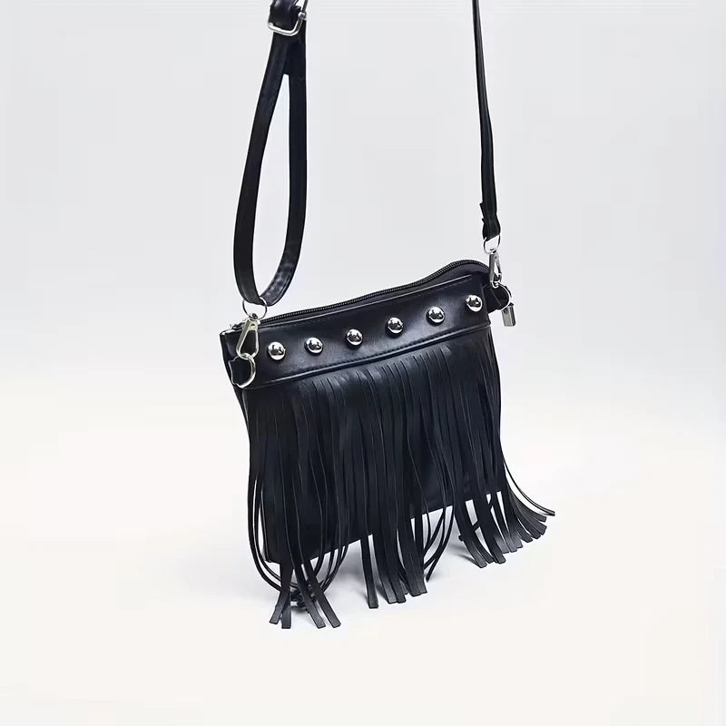 Studded shoulder bag with tassels - Black or Brown